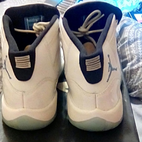 Jordan 11 Retro Kids - Picture 5 of 6